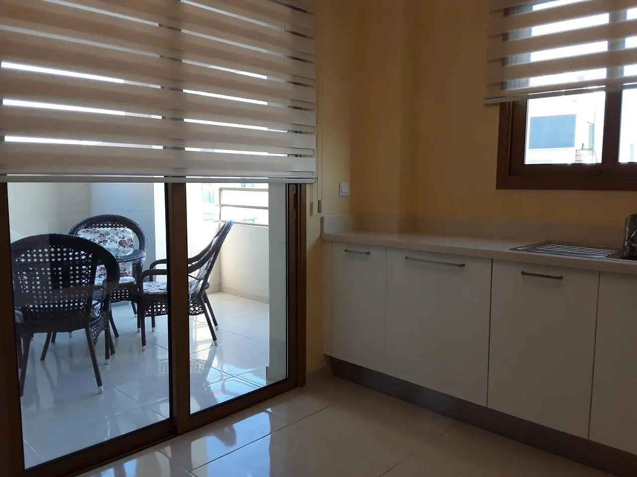 Rezial Apartments Larnaca