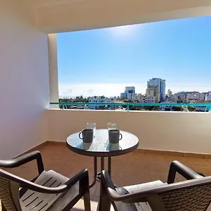 https://off-course-seaview-apartment.protaras-cy-hotels.com