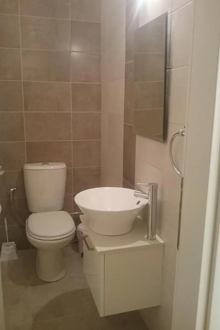Rezial Apartments Larnaca