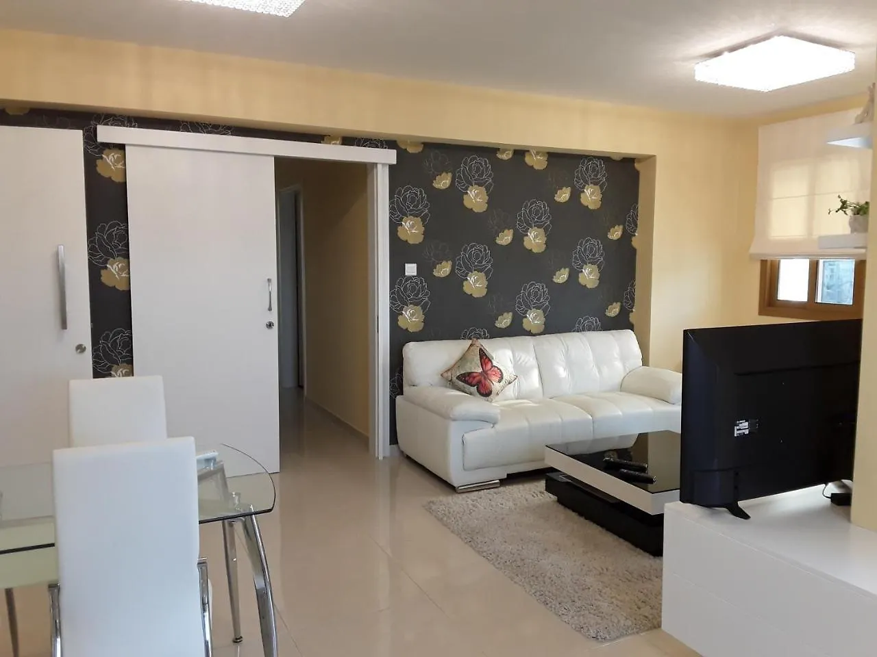 Rezial Apartments Larnaca Cyprus