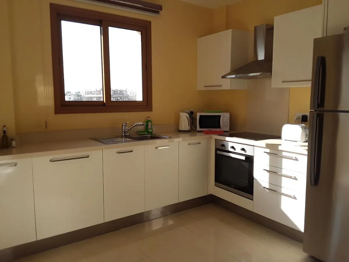 Rezial Apartments Larnaca 0*,